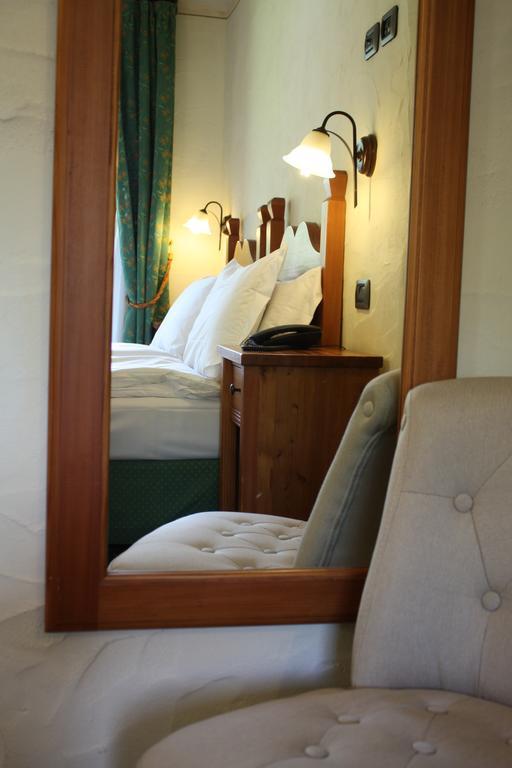 Le Rocher Hotel Champoluc Εξωτερικό φωτογραφία