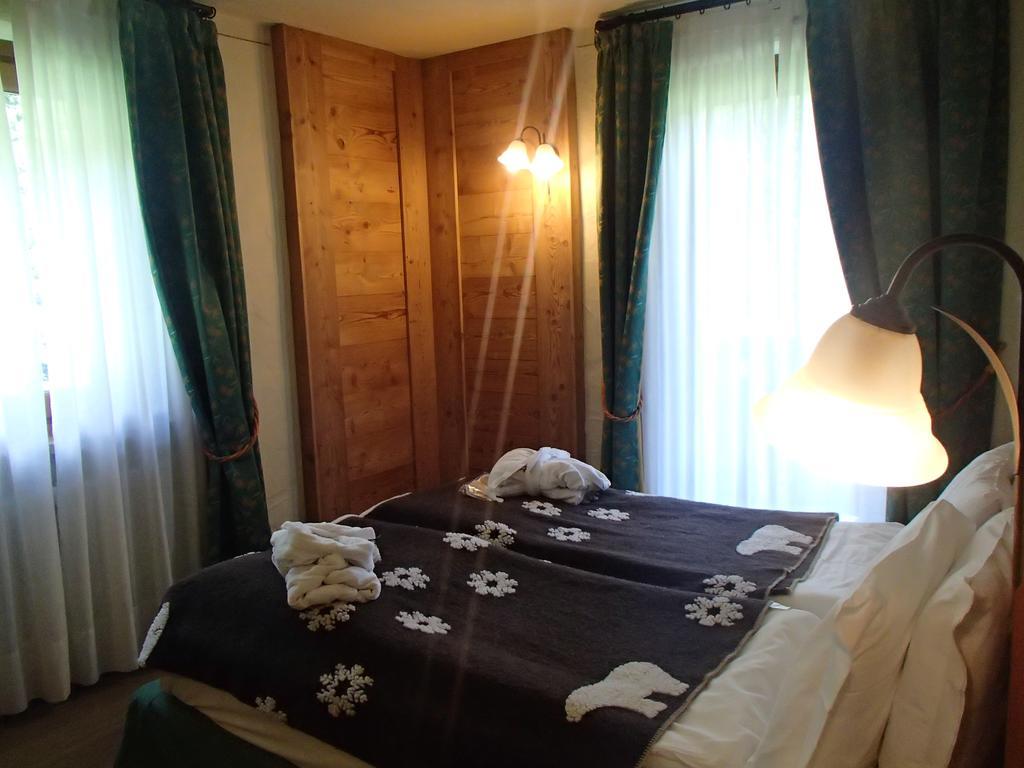 Le Rocher Hotel Champoluc Εξωτερικό φωτογραφία
