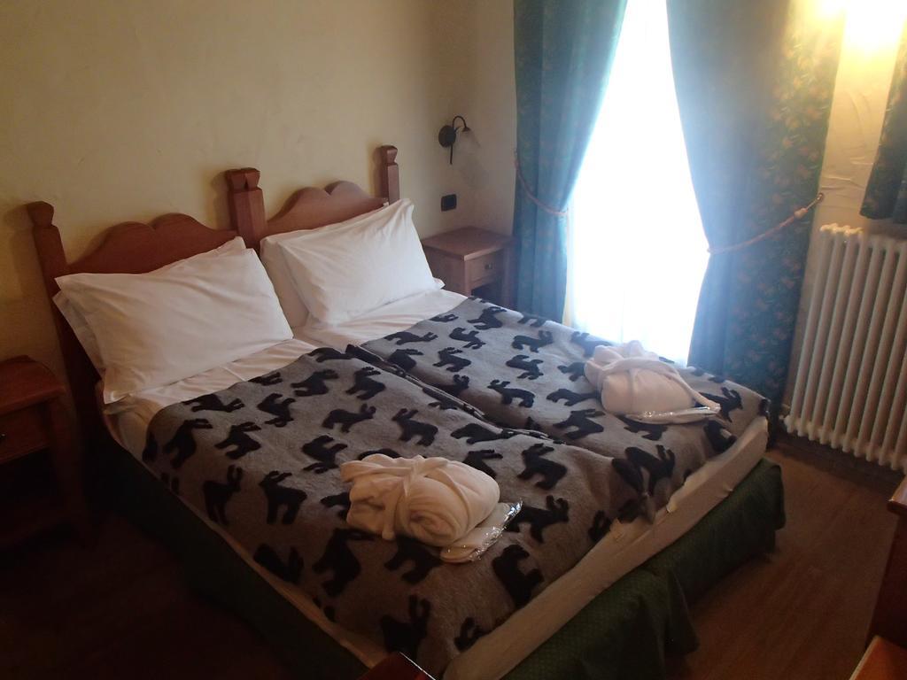 Le Rocher Hotel Champoluc Εξωτερικό φωτογραφία